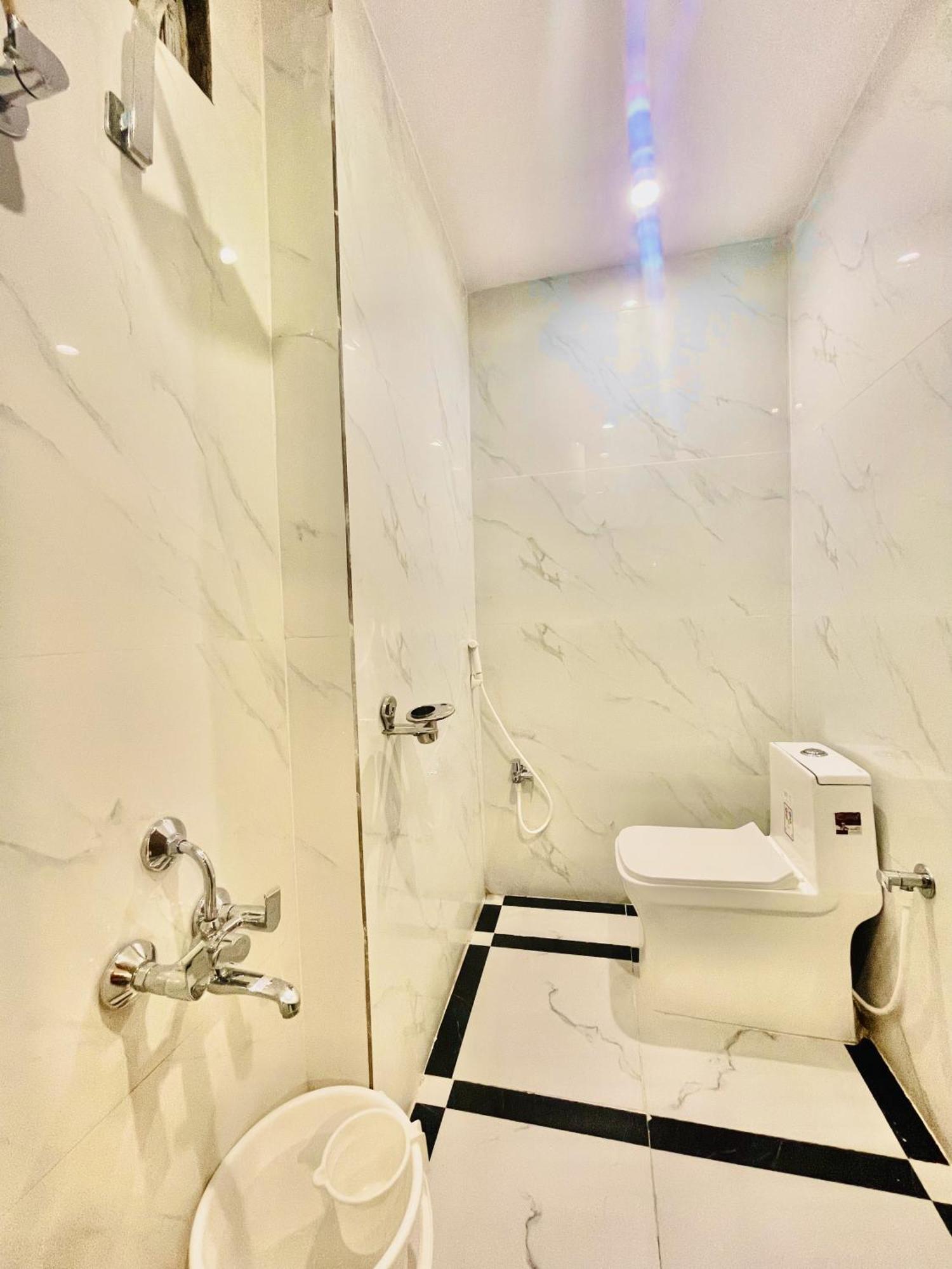 Hotel Eagle Grand Hyderabad Airport Zone Shamshabad Exterior foto